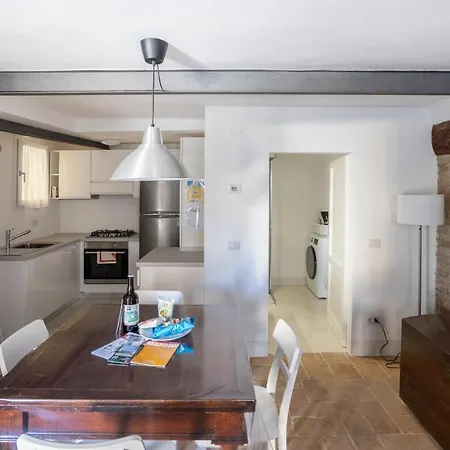 Daire Bilocale Le Rondini Centralissimo *