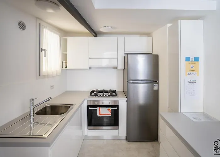 Bilocale Le Rondini Centralissimo Apartment